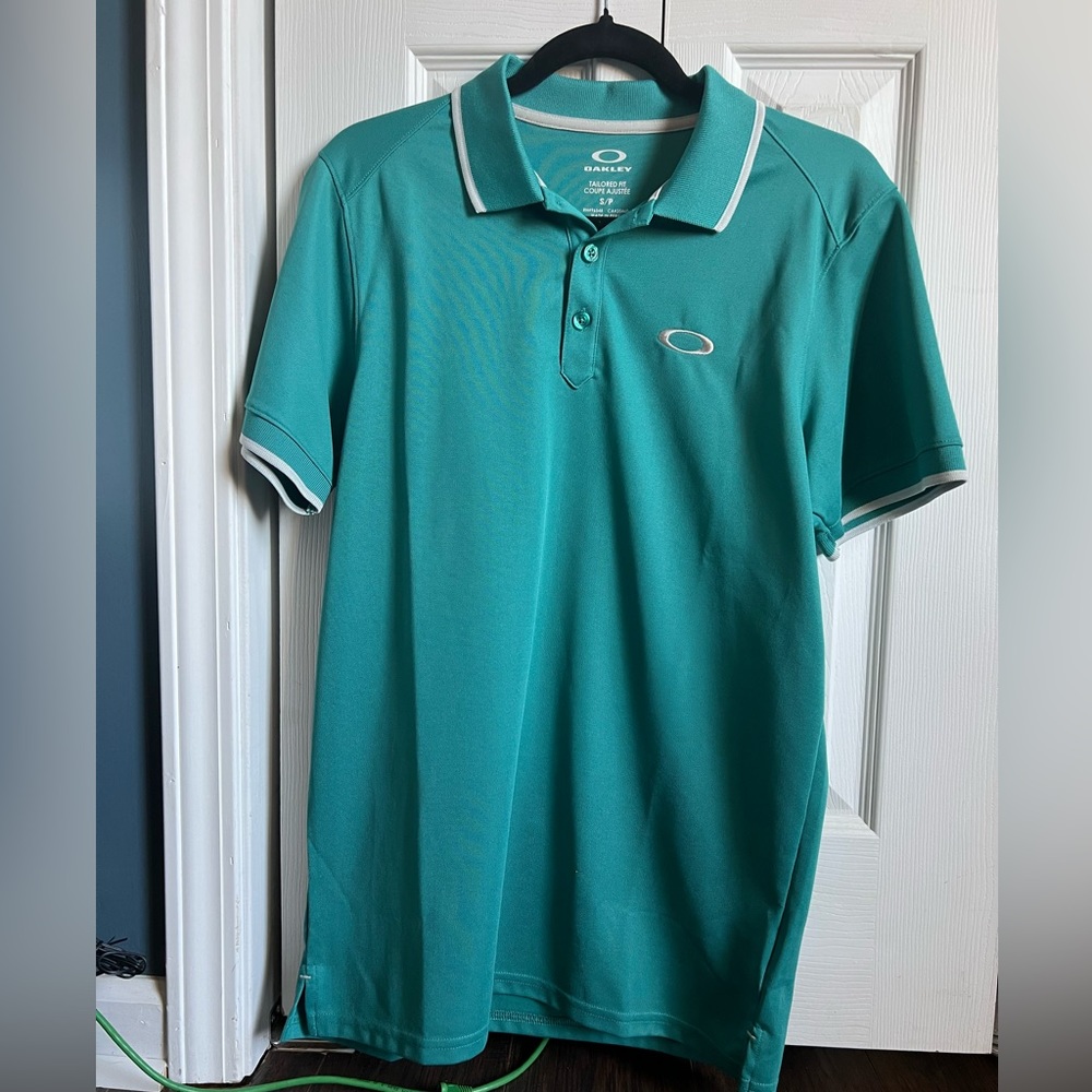 Men’s Oakley Tailored Fit Golf Polo